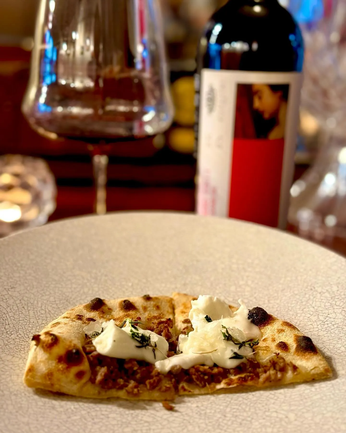 チェザネーゼ × 鹿ラグーとタイムのピッツァ