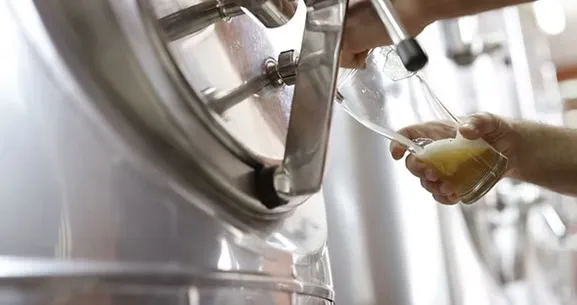 今日の一杯は、ベルガモットの香りがふわりと広がるブランシュ。