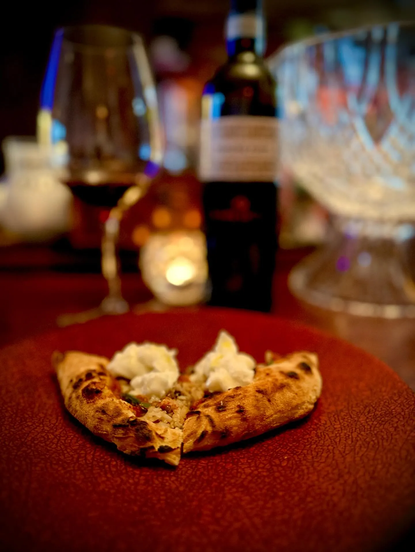 🍷✨ズワイガニのトマトソースピッツァとRaboso DOCの...