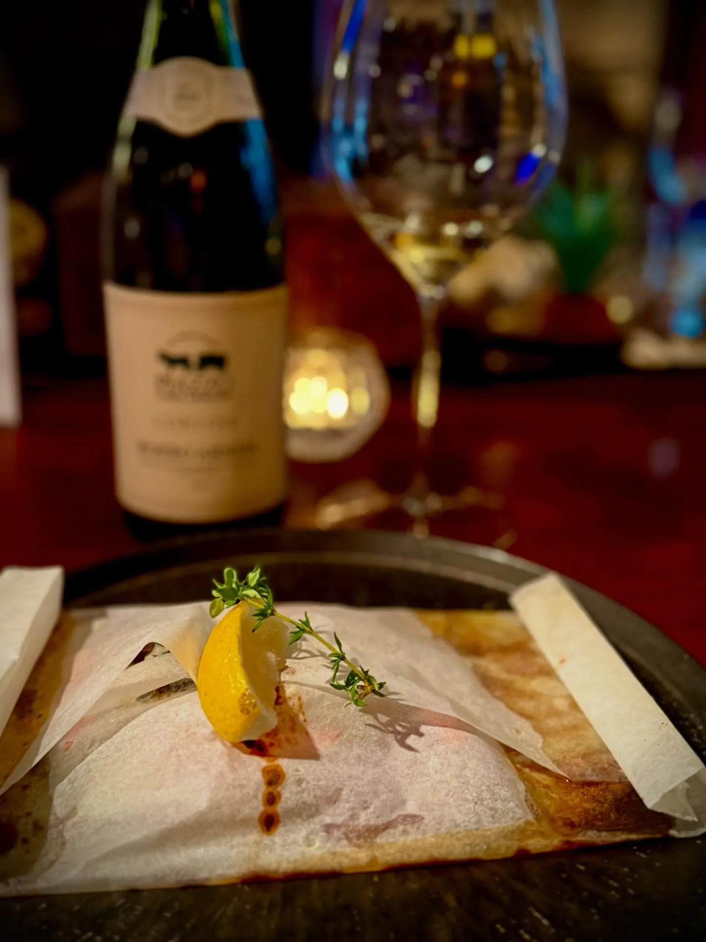 開いた瞬間に立ち上がる、湯気と香り。